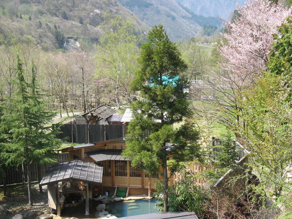 Suimeikan Karukaya Sanso Takayama  Exterior foto